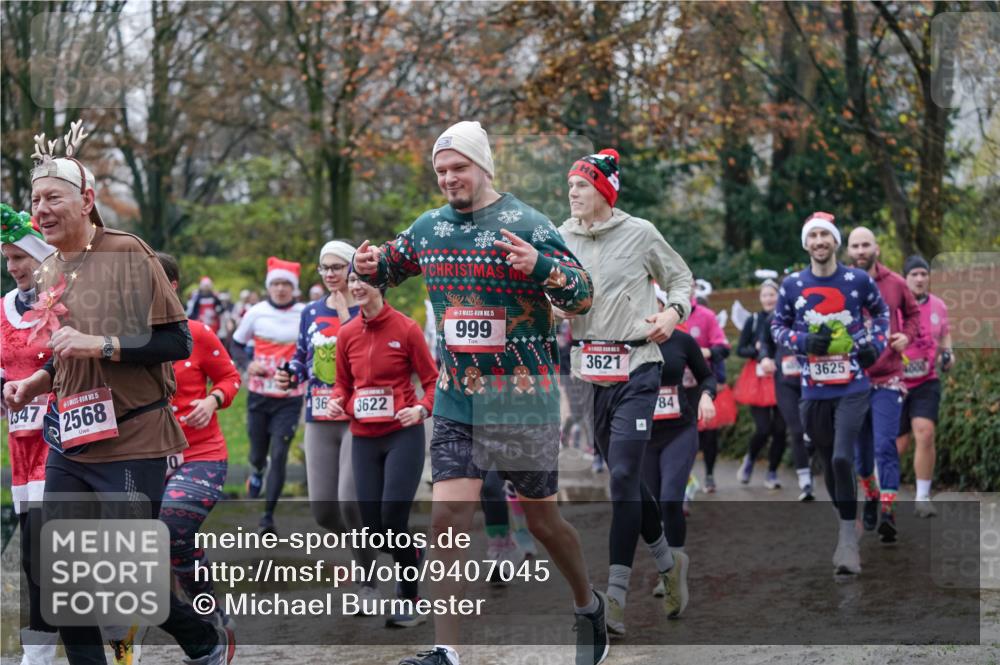 07.12.2025 - St. Pauli X-Mass-Run No. 15 Michael Burmester http://msf.ph/oto/9407045 07.12.2025 11:24:05 Laufen 1547, 15, 2568, 36, 3622, 15, 999, 3621, 84, 3625, 4806 meine-sportfotos.de