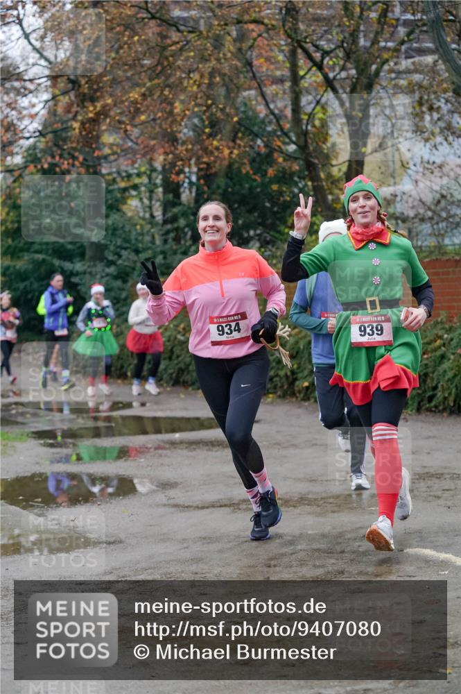 07.12.2025 - St. Pauli X-Mass-Run No. 15 Michael Burmester http://msf.ph/oto/9407080 07.12.2025 09:40:46 Laufen 15, 934, 939 meine-sportfotos.de