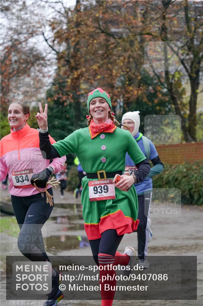 07.12.2025 - St. Pauli X-Mass-Run No. 15 Michael Burmester http://msf.ph/oto/9407086 07.12.2025 09:40:47 Laufen 15, 934, 15, 939, 20 meine-sportfotos.de