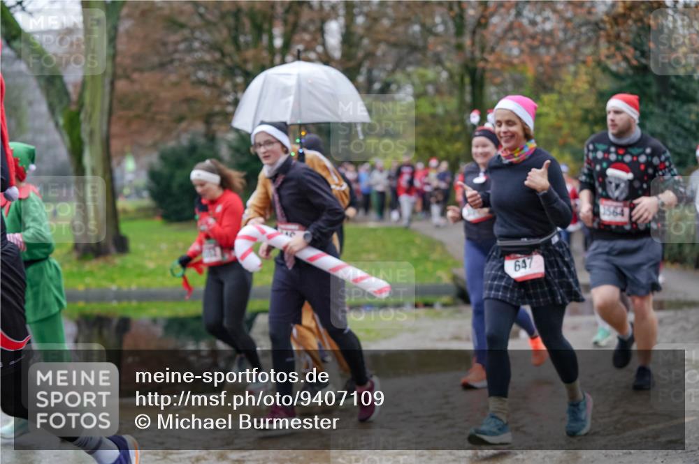 07.12.2025 - St. Pauli X-Mass-Run No. 15 Michael Burmester http://msf.ph/oto/9407109 07.12.2025 11:24:12 Laufen 647, 3564 meine-sportfotos.de