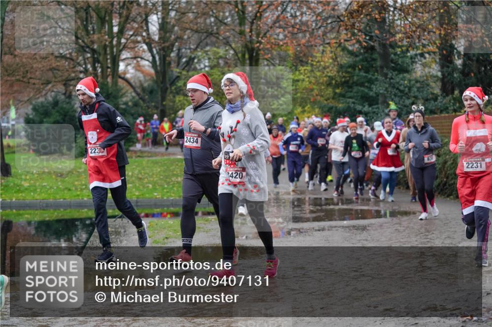 07.12.2025 - St. Pauli X-Mass-Run No. 15 Michael Burmester http://msf.ph/oto/9407131 07.12.2025 11:24:15 Laufen 223, 4, 2434, 420, 930, 2231 meine-sportfotos.de