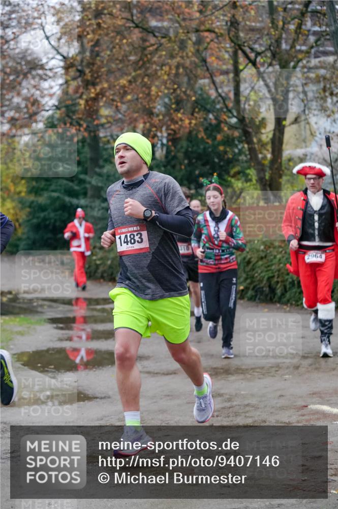 07.12.2025 - St. Pauli X-Mass-Run No. 15 Michael Burmester http://msf.ph/oto/9407146 07.12.2025 09:40:57 Laufen 15, 1483, 310, 2964 meine-sportfotos.de