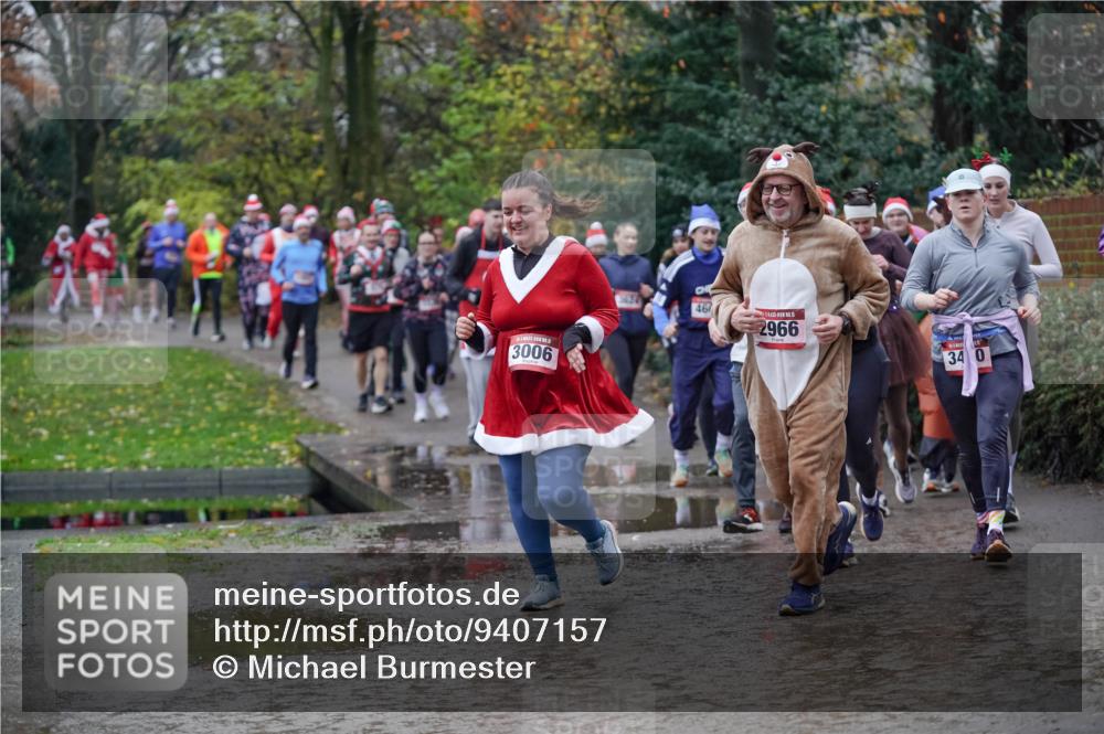07.12.2025 - St. Pauli X-Mass-Run No. 15 Michael Burmester http://msf.ph/oto/9407157 07.12.2025 11:24:19 Laufen 3006, 3624, 46, 15, 2966, 34, 0 meine-sportfotos.de