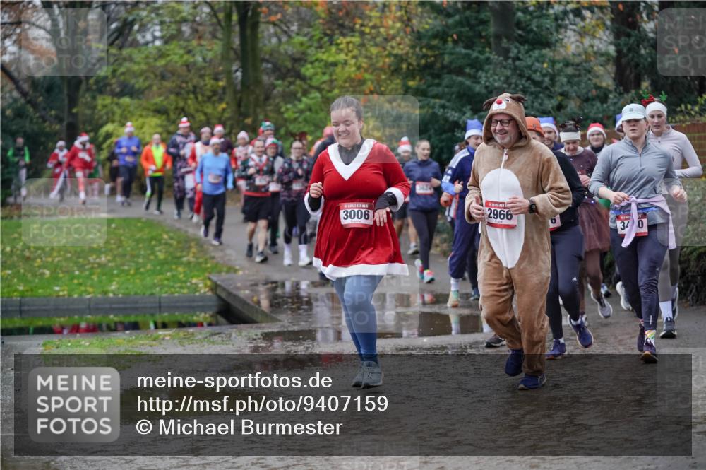 07.12.2025 - St. Pauli X-Mass-Run No. 15 Michael Burmester http://msf.ph/oto/9407159 07.12.2025 11:24:19 Laufen 3006, 3624, 2966, 34, 0 meine-sportfotos.de