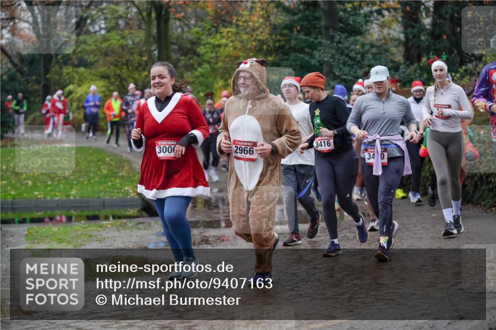 07.12.2025 - St. Pauli X-Mass-Run No. 15 Michael Burmester http://msf.ph/oto/9407163 07.12.2025 11:24:20 Laufen 5, 3000, 2966, 3416, 34, 0 meine-sportfotos.de