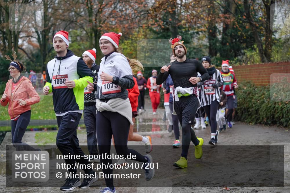 07.12.2025 - St. Pauli X-Mass-Run No. 15 Michael Burmester http://msf.ph/oto/9407201 07.12.2025 11:24:25 Laufen 15, 1058, 1075, 91, 1540, 3630 meine-sportfotos.de