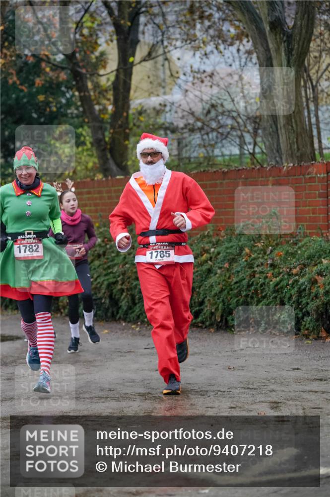 07.12.2025 - St. Pauli X-Mass-Run No. 15 Michael Burmester http://msf.ph/oto/9407218 07.12.2025 09:41:11 Laufen 1782, 15, 1785 meine-sportfotos.de
