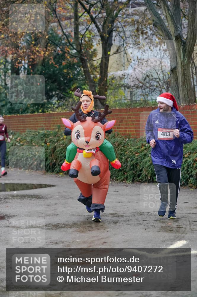07.12.2025 - St. Pauli X-Mass-Run No. 15 Michael Burmester http://msf.ph/oto/9407272 07.12.2025 09:41:18 Laufen 5, 483, 24 meine-sportfotos.de