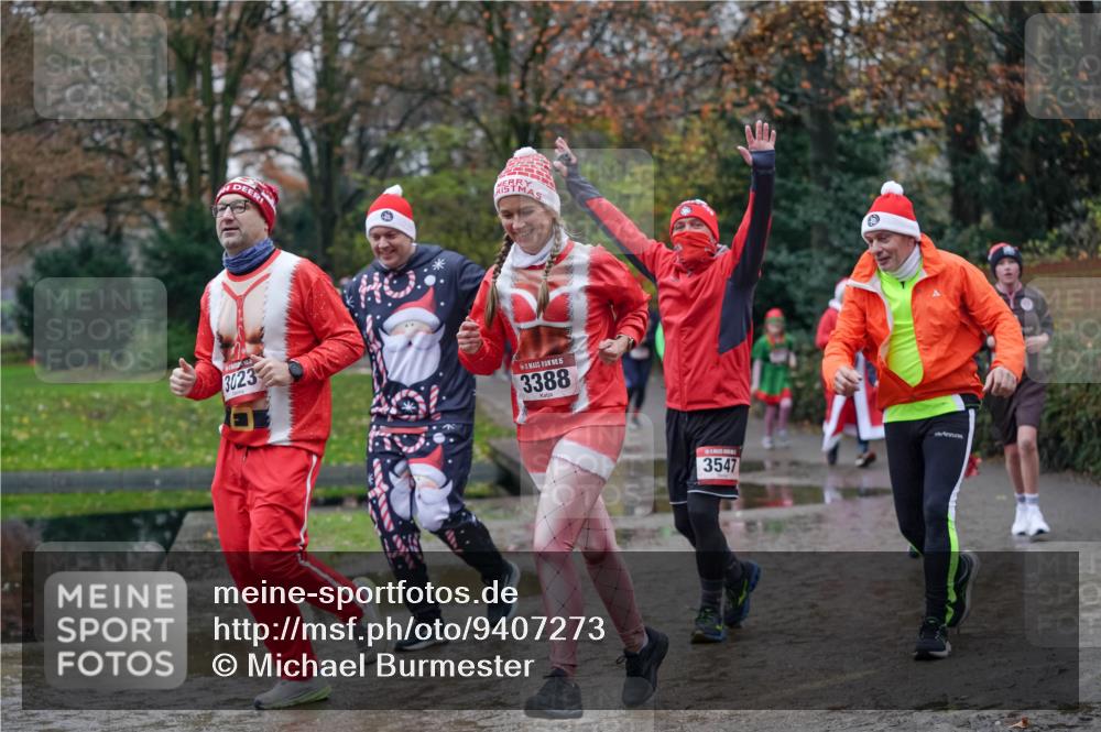 07.12.2025 - St. Pauli X-Mass-Run No. 15 Michael Burmester http://msf.ph/oto/9407273 07.12.2025 11:24:33 Laufen 3023, 15, 3388, 3547 meine-sportfotos.de