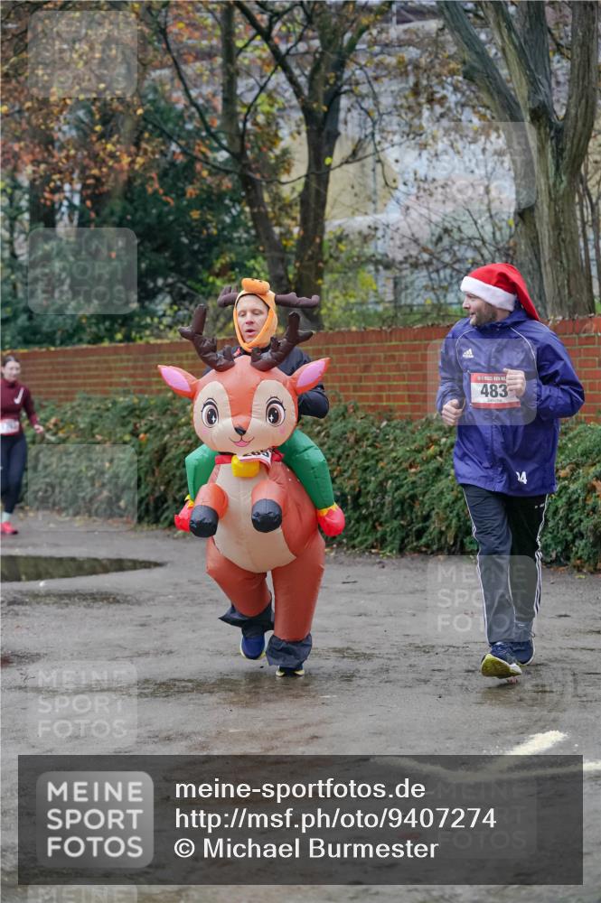 07.12.2025 - St. Pauli X-Mass-Run No. 15 Michael Burmester http://msf.ph/oto/9407274 07.12.2025 09:41:18 Laufen 483 meine-sportfotos.de