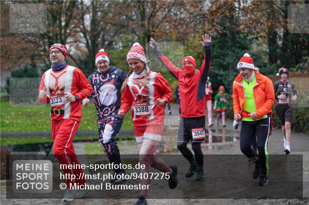 07.12.2025 - St. Pauli X-Mass-Run No. 15 Michael Burmester http://msf.ph/oto/9407275 07.12.2025 11:24:33 Laufen 3023, 15, 3388, 3547, 733 meine-sportfotos.de