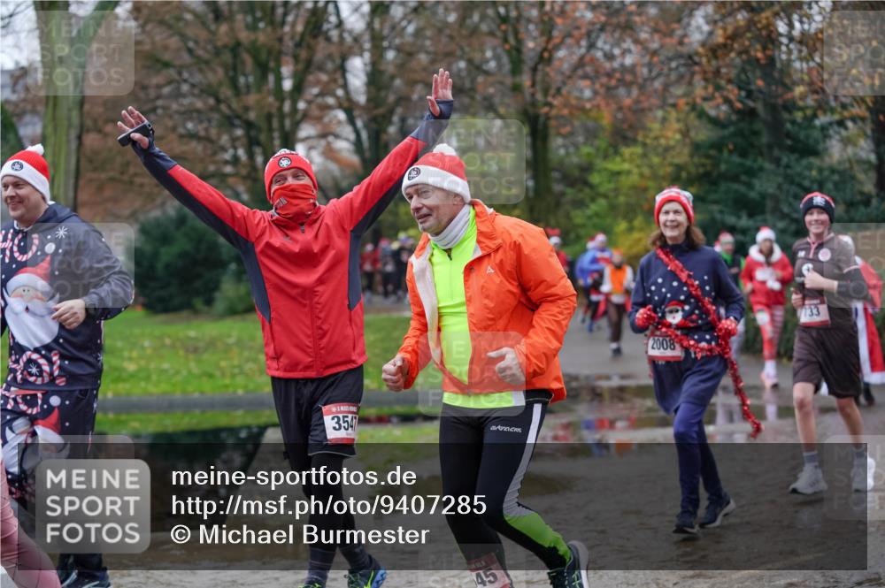 07.12.2025 - St. Pauli X-Mass-Run No. 15 Michael Burmester http://msf.ph/oto/9407285 07.12.2025 11:24:34 Laufen 3547, 15, 45, 2008, 133 meine-sportfotos.de