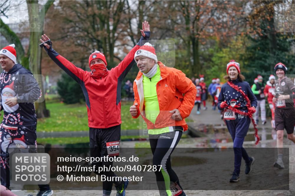 07.12.2025 - St. Pauli X-Mass-Run No. 15 Michael Burmester http://msf.ph/oto/9407287 07.12.2025 11:24:35 Laufen 354, 5, 45, 2008 meine-sportfotos.de