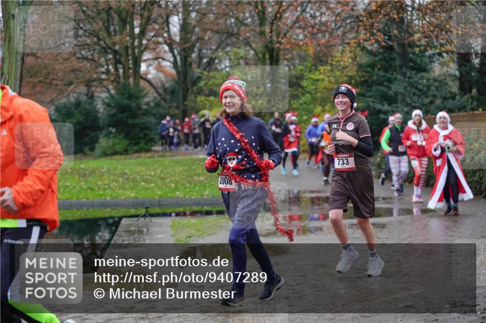 07.12.2025 - St. Pauli X-Mass-Run No. 15 Michael Burmester http://msf.ph/oto/9407289 07.12.2025 11:24:35 Laufen 2008, 733 meine-sportfotos.de