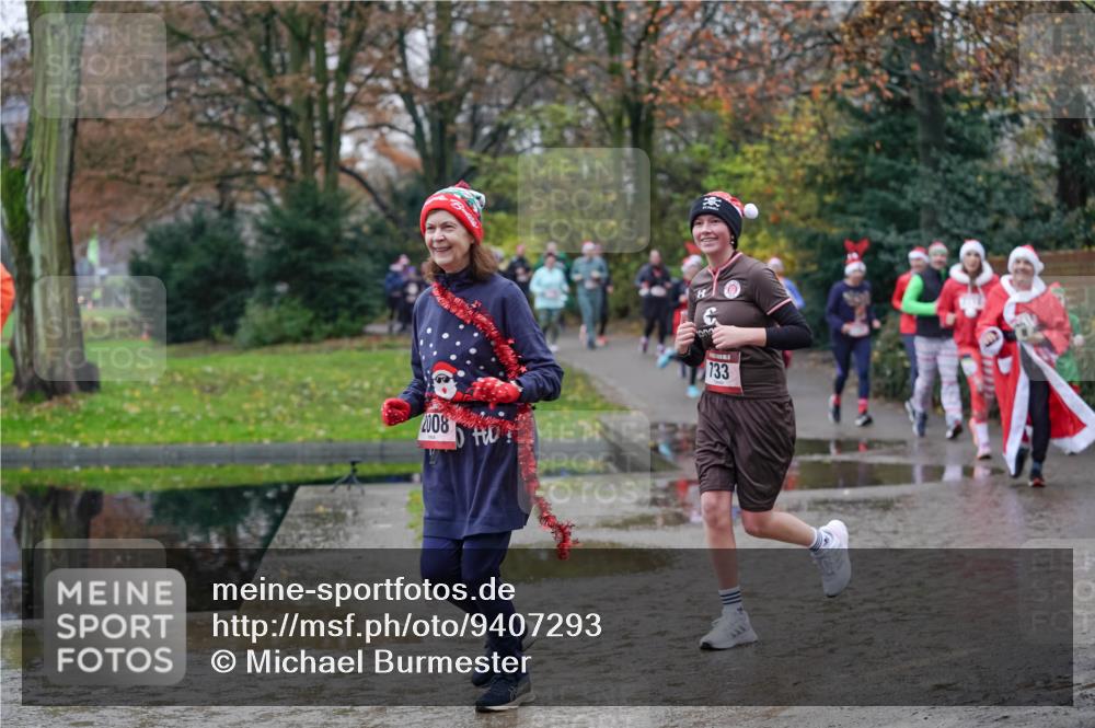 07.12.2025 - St. Pauli X-Mass-Run No. 15 Michael Burmester http://msf.ph/oto/9407293 07.12.2025 11:24:35 Laufen 2008, 733 meine-sportfotos.de