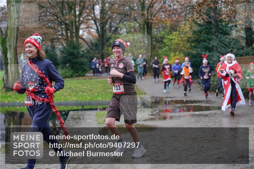 07.12.2025 - St. Pauli X-Mass-Run No. 15 Michael Burmester http://msf.ph/oto/9407297 07.12.2025 11:24:36 Laufen 08, 15, 733 meine-sportfotos.de