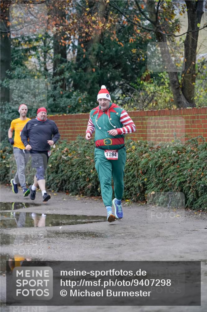 07.12.2025 - St. Pauli X-Mass-Run No. 15 Michael Burmester http://msf.ph/oto/9407298 07.12.2025 09:41:23 Laufen 1294 meine-sportfotos.de