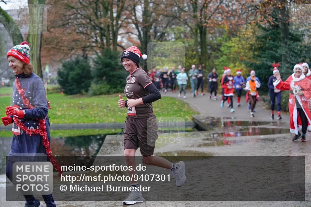 07.12.2025 - St. Pauli X-Mass-Run No. 15 Michael Burmester http://msf.ph/oto/9407301 07.12.2025 11:24:36 Laufen 155 meine-sportfotos.de