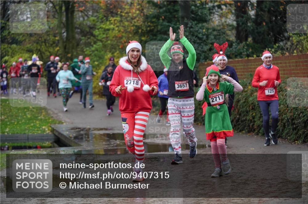 07.12.2025 - St. Pauli X-Mass-Run No. 15 Michael Burmester http://msf.ph/oto/9407315 07.12.2025 11:24:39 Laufen 2718, 3657, 2717, 125 meine-sportfotos.de