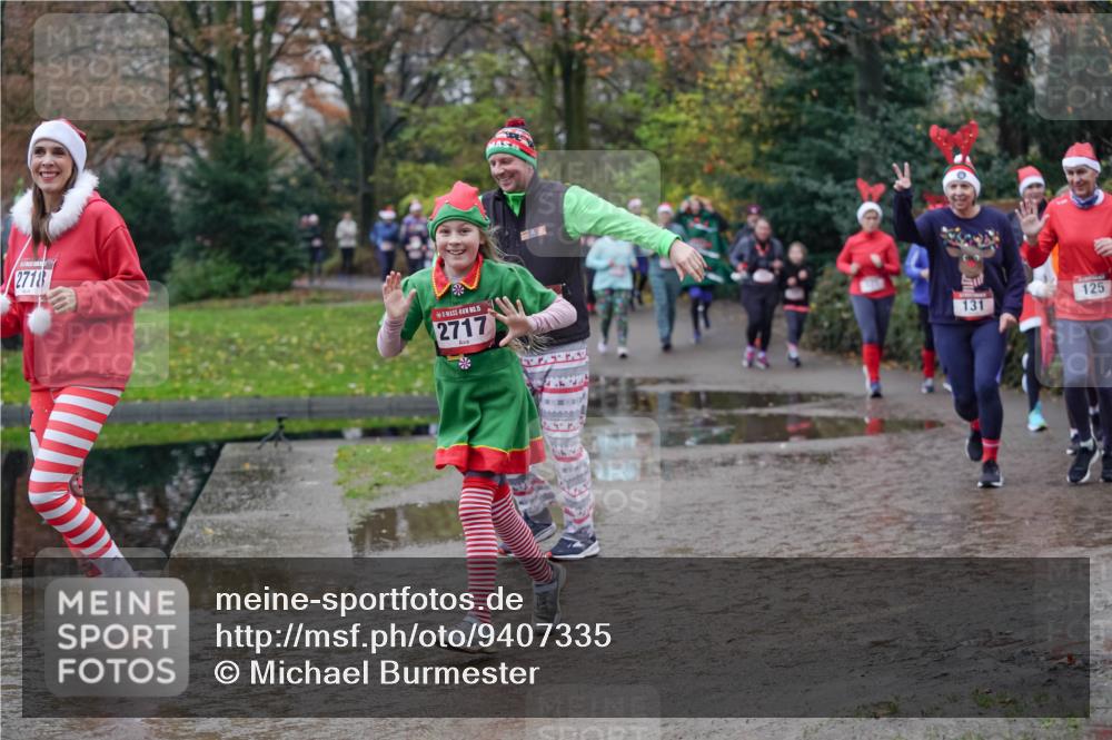 07.12.2025 - St. Pauli X-Mass-Run No. 15 Michael Burmester http://msf.ph/oto/9407335 07.12.2025 11:24:41 Laufen 2718, 15, 2717, 131, 125 meine-sportfotos.de