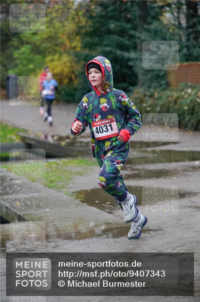 07.12.2025 - St. Pauli X-Mass-Run No. 15 Michael Burmester http://msf.ph/oto/9407343 07.12.2025 09:41:31 Laufen 15, 4031 meine-sportfotos.de