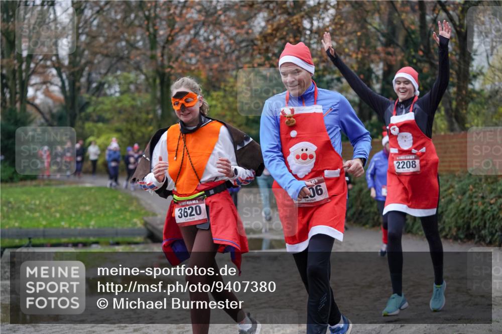 07.12.2025 - St. Pauli X-Mass-Run No. 15 Michael Burmester http://msf.ph/oto/9407380 07.12.2025 11:24:44 Laufen 5, 3620, 10, 5, 06, 2208 meine-sportfotos.de