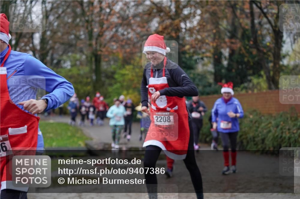 07.12.2025 - St. Pauli X-Mass-Run No. 15 Michael Burmester http://msf.ph/oto/9407386 07.12.2025 11:24:44 Laufen 15, 6, 2208 meine-sportfotos.de
