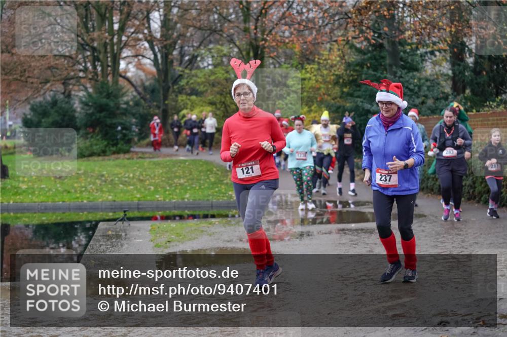 07.12.2025 - St. Pauli X-Mass-Run No. 15 Michael Burmester http://msf.ph/oto/9407401 07.12.2025 11:24:46 Laufen 121, 237, 283, 287 meine-sportfotos.de