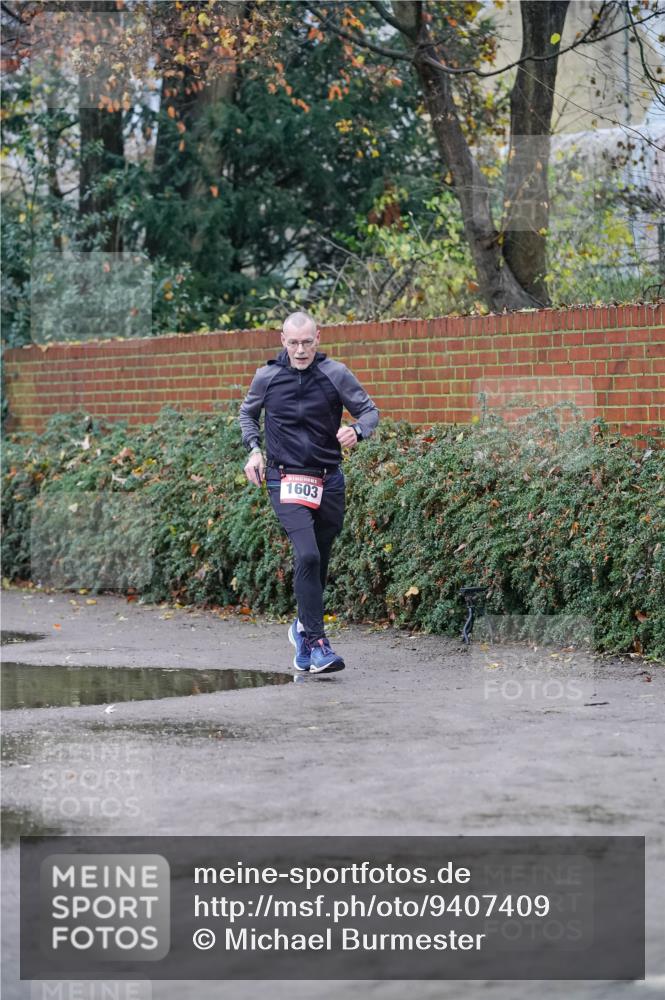 07.12.2025 - St. Pauli X-Mass-Run No. 15 Michael Burmester http://msf.ph/oto/9407409 07.12.2025 09:41:46 Laufen 1603 meine-sportfotos.de