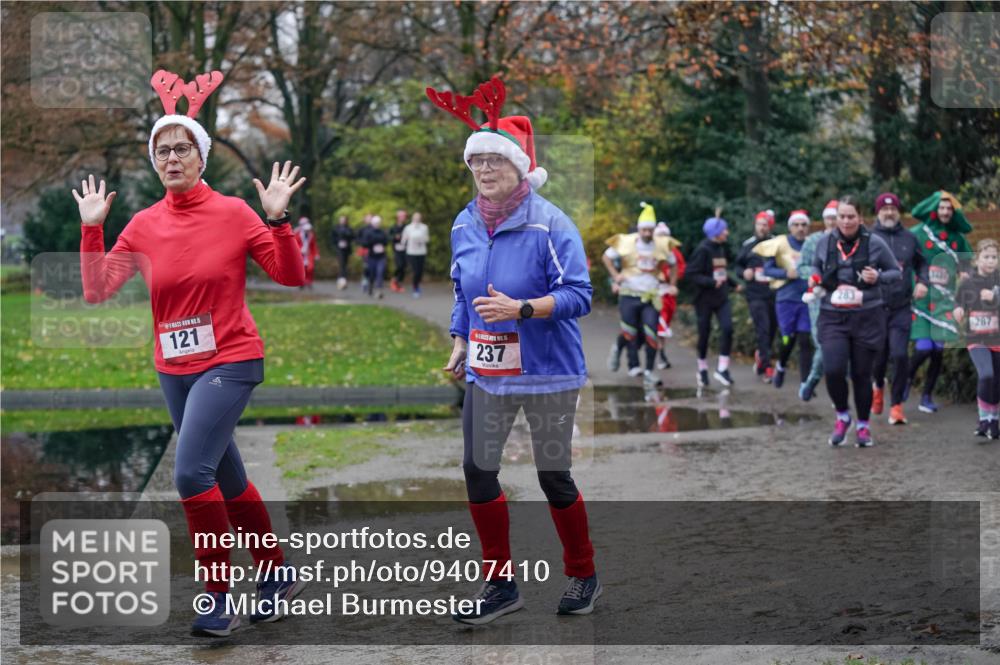 07.12.2025 - St. Pauli X-Mass-Run No. 15 Michael Burmester http://msf.ph/oto/9407410 07.12.2025 11:24:46 Laufen 121, 237, 283, 287 meine-sportfotos.de