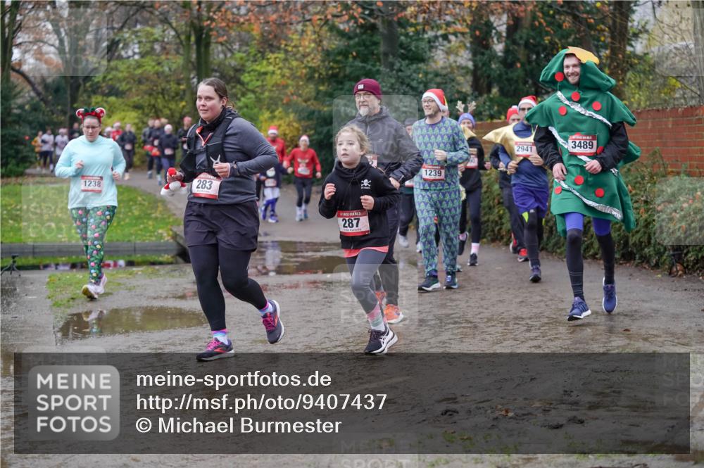 07.12.2025 - St. Pauli X-Mass-Run No. 15 Michael Burmester http://msf.ph/oto/9407437 07.12.2025 11:24:49 Laufen 1238, 283, 5, 287, 1239, 2941, 3489 meine-sportfotos.de
