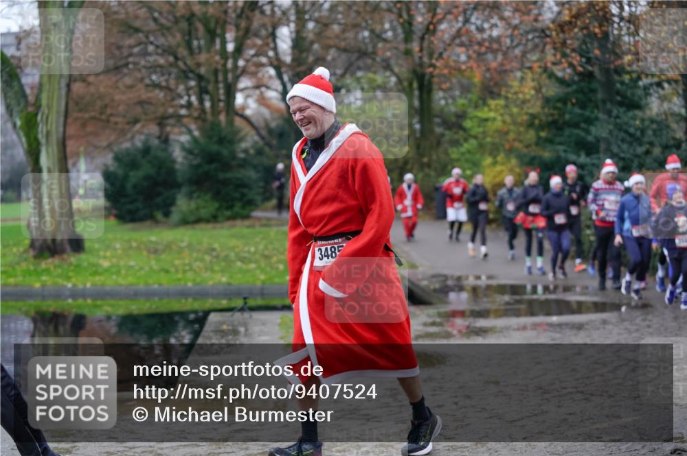 07.12.2025 - St. Pauli X-Mass-Run No. 15 Michael Burmester http://msf.ph/oto/9407524 07.12.2025 11:24:54 Laufen 3485 meine-sportfotos.de