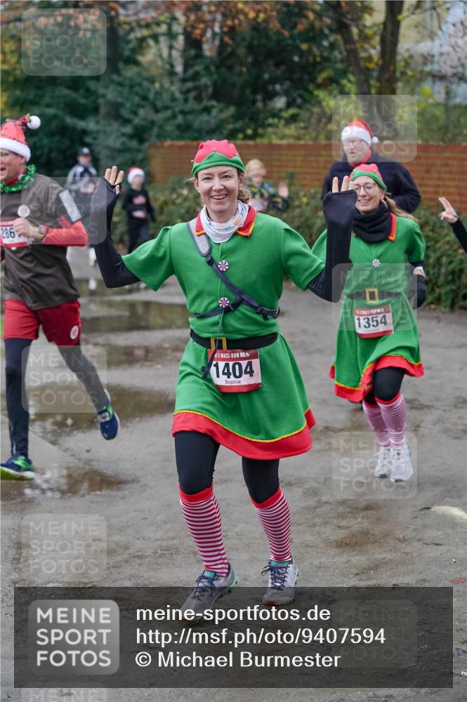 07.12.2025 - St. Pauli X-Mass-Run No. 15 Michael Burmester http://msf.ph/oto/9407594 07.12.2025 09:42:07 Laufen 286, 1404, 1354 meine-sportfotos.de