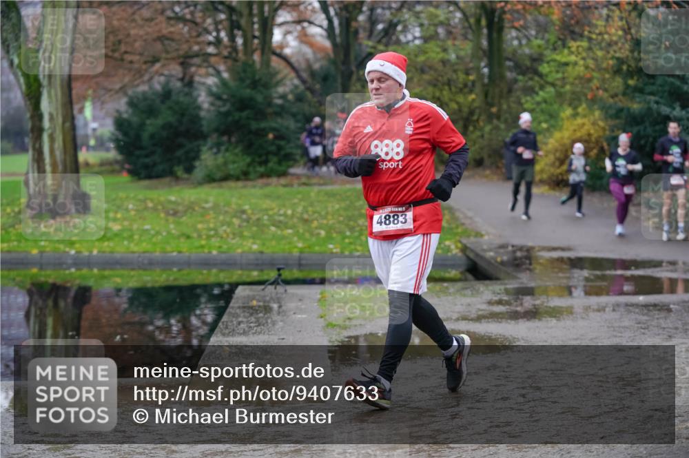 07.12.2025 - St. Pauli X-Mass-Run No. 15 Michael Burmester http://msf.ph/oto/9407633 07.12.2025 11:25:05 Laufen 988, 15, 4883 meine-sportfotos.de