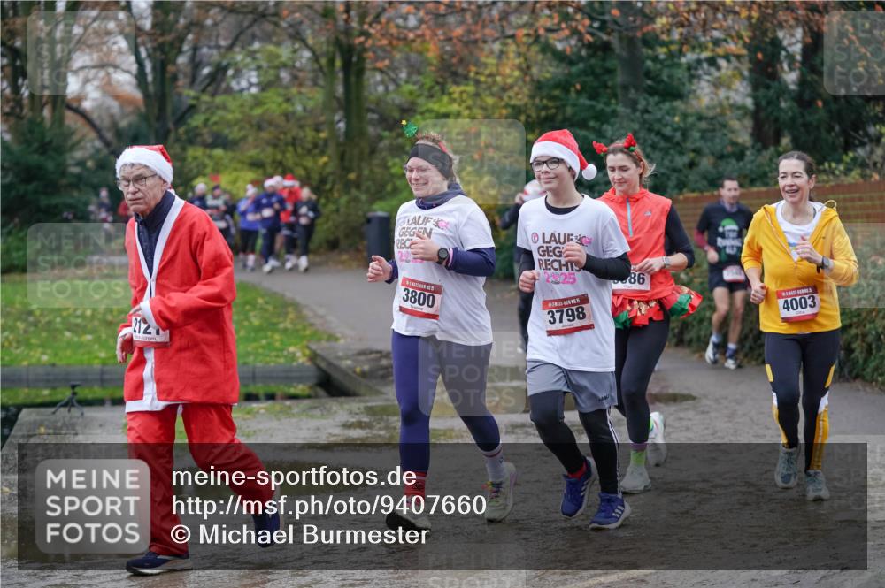 07.12.2025 - St. Pauli X-Mass-Run No. 15 Michael Burmester http://msf.ph/oto/9407660 07.12.2025 11:25:08 Laufen 212, 3800, 2025, 15, 3798, 86, 5, 4003 meine-sportfotos.de
