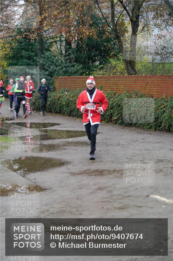 07.12.2025 - St. Pauli X-Mass-Run No. 15 Michael Burmester http://msf.ph/oto/9407674 07.12.2025 09:42:14 Laufen 2472 meine-sportfotos.de