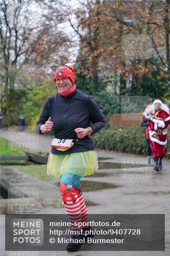 07.12.2025 - St. Pauli X-Mass-Run No. 15 Michael Burmester http://msf.ph/oto/9407728 07.12.2025 09:42:24 Laufen  meine-sportfotos.de