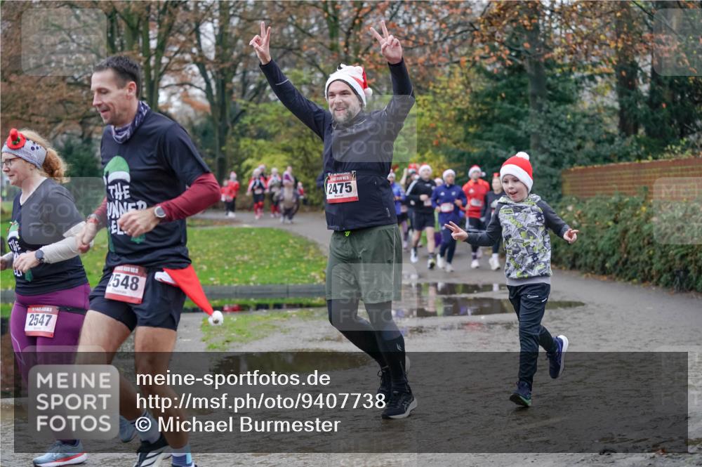 07.12.2025 - St. Pauli X-Mass-Run No. 15 Michael Burmester http://msf.ph/oto/9407738 07.12.2025 11:25:14 Laufen 2547, 15, 2475, 548 meine-sportfotos.de