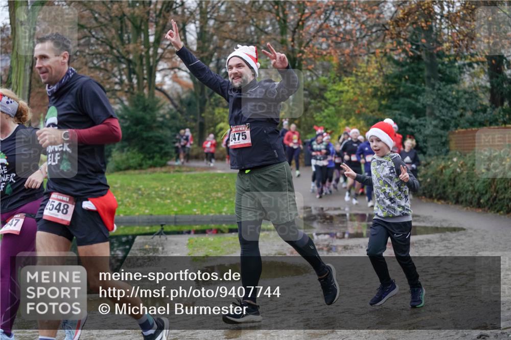 07.12.2025 - St. Pauli X-Mass-Run No. 15 Michael Burmester http://msf.ph/oto/9407744 07.12.2025 11:25:15 Laufen 47, 548, 2475 meine-sportfotos.de