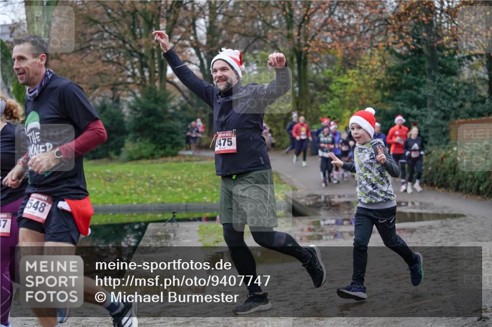 07.12.2025 - St. Pauli X-Mass-Run No. 15 Michael Burmester http://msf.ph/oto/9407747 07.12.2025 11:25:15 Laufen 475, 7, 548 meine-sportfotos.de