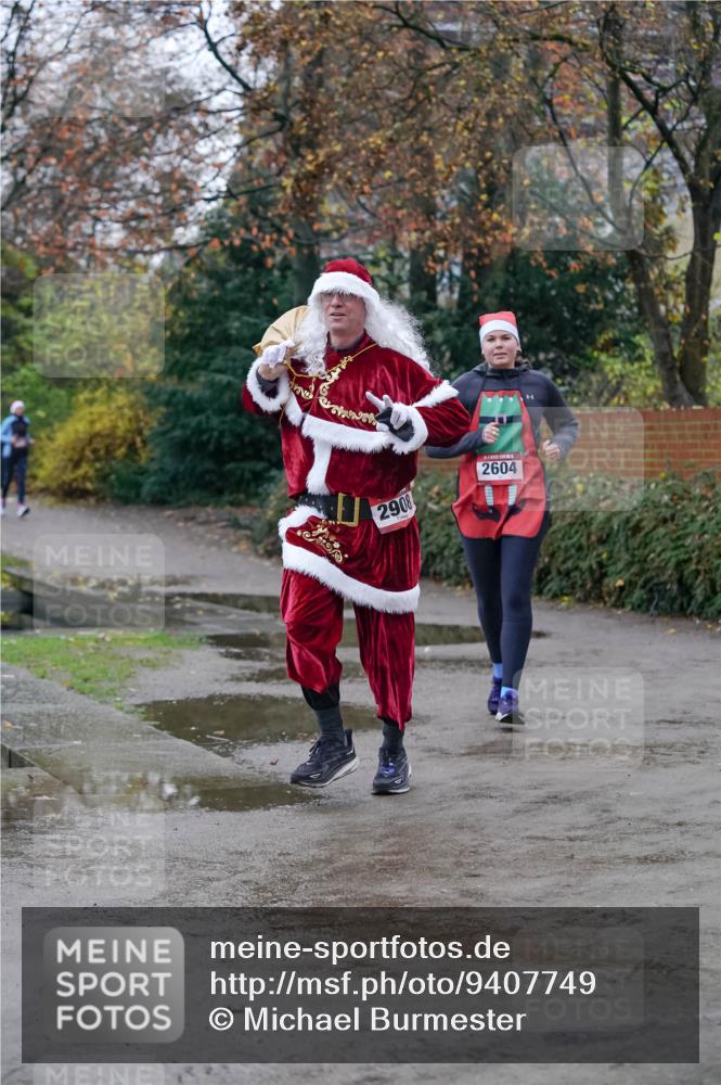 07.12.2025 - St. Pauli X-Mass-Run No. 15 Michael Burmester http://msf.ph/oto/9407749 07.12.2025 09:42:27 Laufen 2604, 2908 meine-sportfotos.de