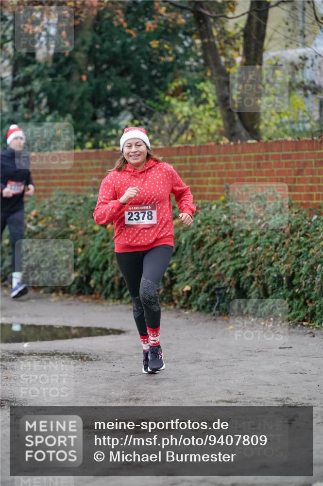 07.12.2025 - St. Pauli X-Mass-Run No. 15 Michael Burmester http://msf.ph/oto/9407809 07.12.2025 09:42:41 Laufen 15, 2378 meine-sportfotos.de