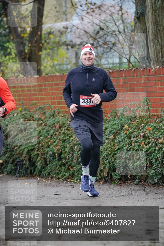 07.12.2025 - St. Pauli X-Mass-Run No. 15 Michael Burmester http://msf.ph/oto/9407827 07.12.2025 09:42:45 Laufen 15, 333, 6 meine-sportfotos.de
