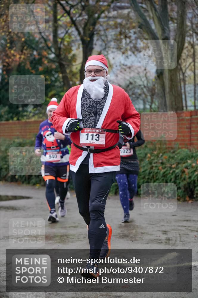 07.12.2025 - St. Pauli X-Mass-Run No. 15 Michael Burmester http://msf.ph/oto/9407872 07.12.2025 09:42:50 Laufen 940, 15, 113, 1023 meine-sportfotos.de