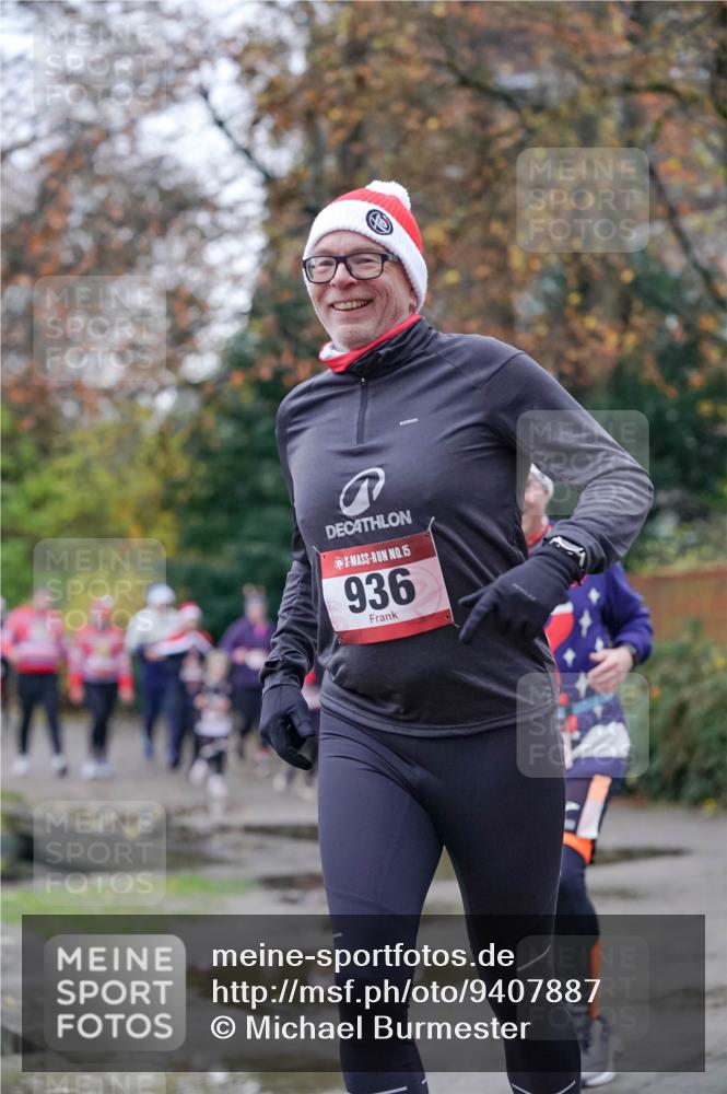 07.12.2025 - St. Pauli X-Mass-Run No. 15 Michael Burmester http://msf.ph/oto/9407887 07.12.2025 09:42:52 Laufen 15, 936 meine-sportfotos.de
