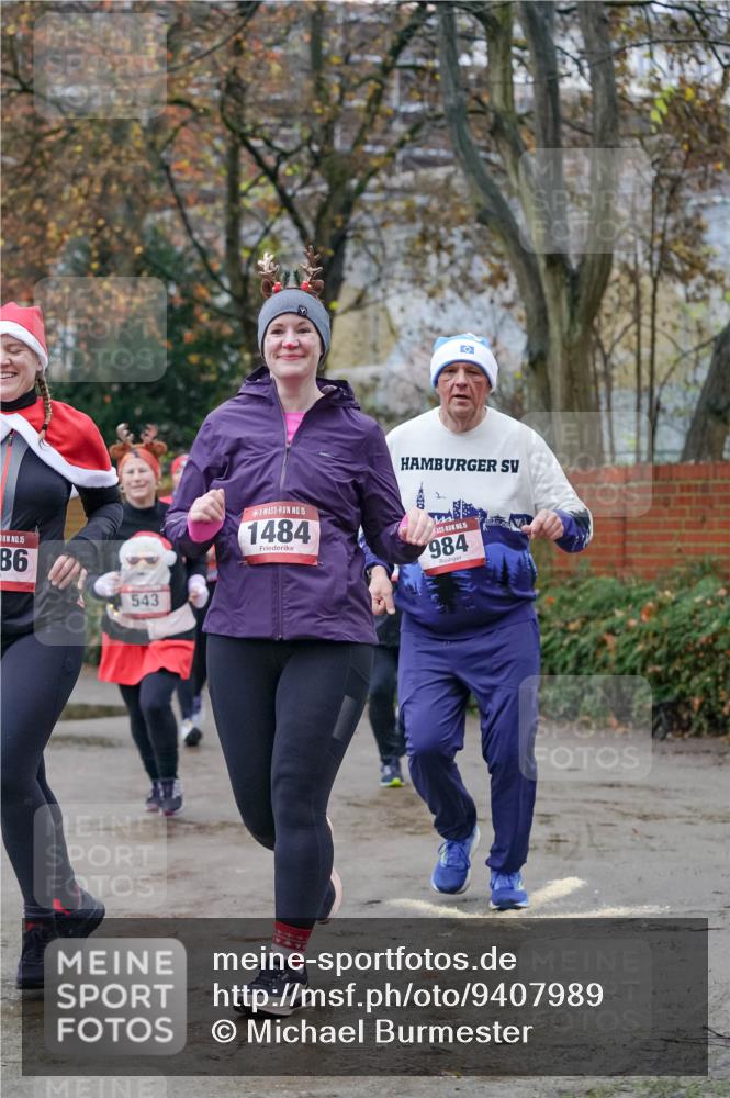 07.12.2025 - St. Pauli X-Mass-Run No. 15 Michael Burmester http://msf.ph/oto/9407989 07.12.2025 09:43:02 Laufen 15, 86, 543, 15, 1484, 15, 984 meine-sportfotos.de