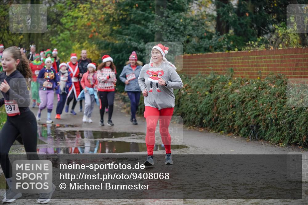 07.12.2025 - St. Pauli X-Mass-Run No. 15 Michael Burmester http://msf.ph/oto/9408068 07.12.2025 11:25:43 Laufen 597 meine-sportfotos.de