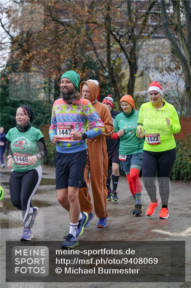 07.12.2025 - St. Pauli X-Mass-Run No. 15 Michael Burmester http://msf.ph/oto/9408069 07.12.2025 09:43:11 Laufen 1449, 15, 1447, 5, 1522 meine-sportfotos.de