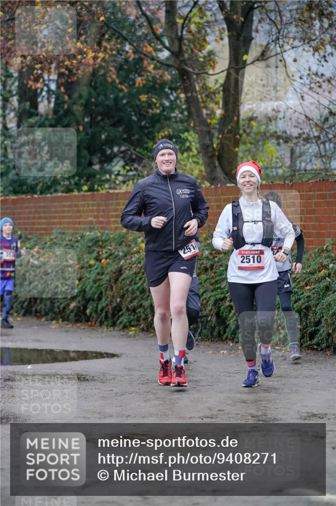 07.12.2025 - St. Pauli X-Mass-Run No. 15 Michael Burmester http://msf.ph/oto/9408271 07.12.2025 09:43:33 Laufen 251, 5, 2510 meine-sportfotos.de