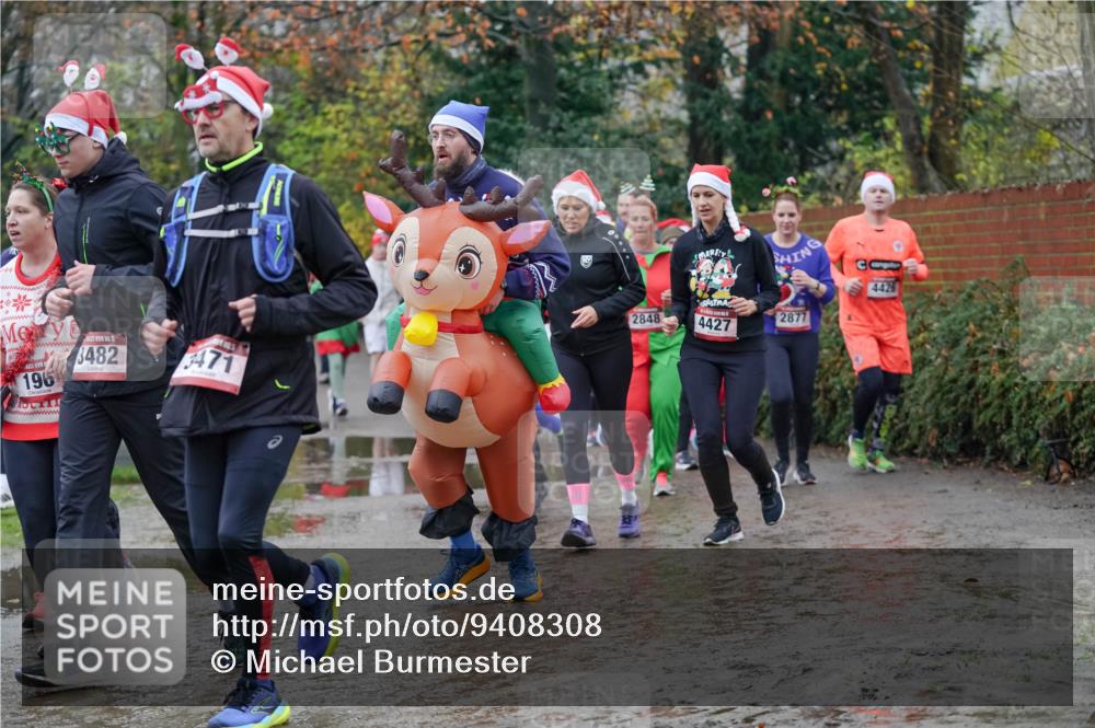 07.12.2025 - St. Pauli X-Mass-Run No. 15 Michael Burmester http://msf.ph/oto/9408308 07.12.2025 11:26:05 Laufen 196, 5, 3482, 3471, 4426, 2848, 4427, 2877 meine-sportfotos.de